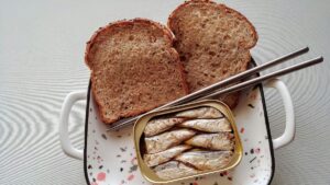 Fruchtbarkeits-Food: Warum Sardinen für Eizellen und Spermien wertvoller sind als Lachs