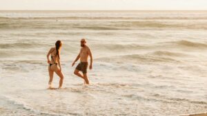 Fruchtbarkeit im Sommer: 5 Tipps wie du Spermien und Eizellen bei Hitze schützt